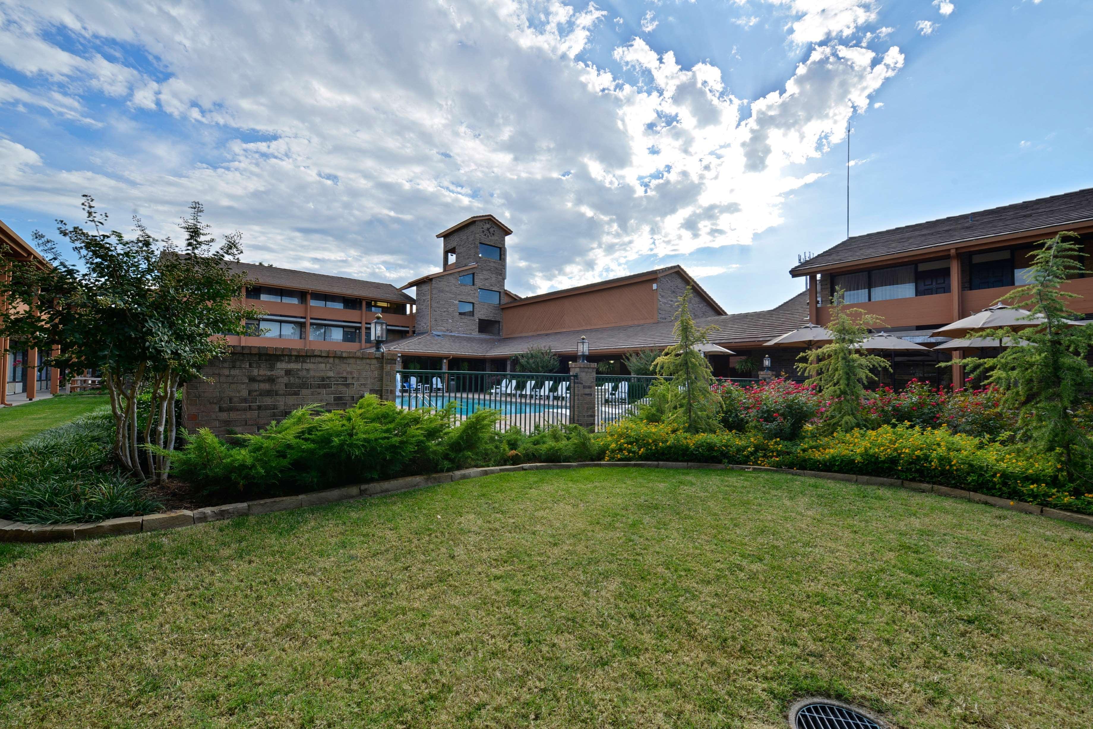 Best Western Plus Saddleback Inn And Conference Center Oklahoma City Exteriör bild