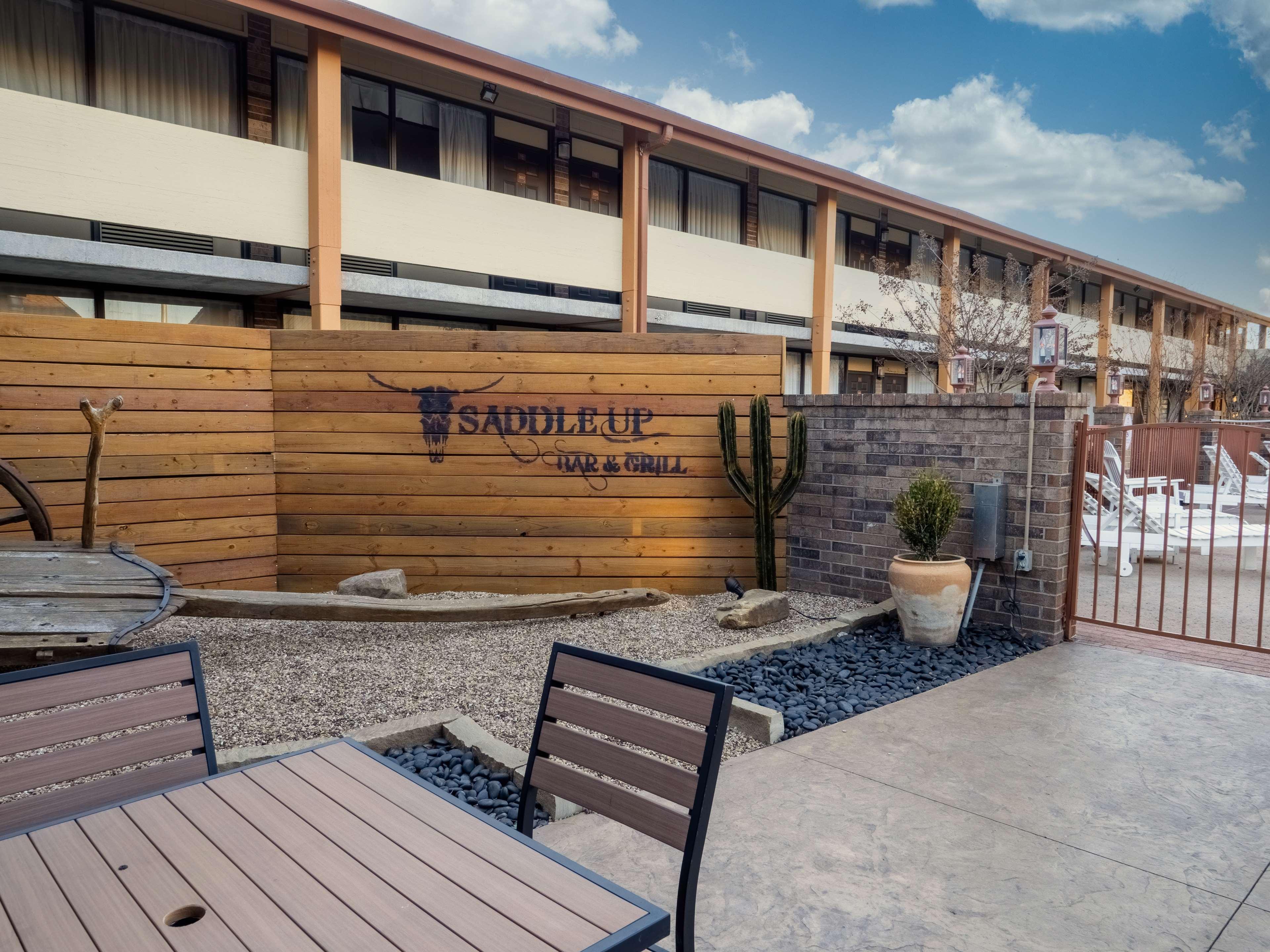 Best Western Plus Saddleback Inn And Conference Center Oklahoma City Exteriör bild